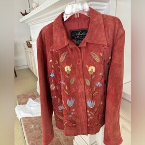 Beautiful fully lined embroidered jacket.